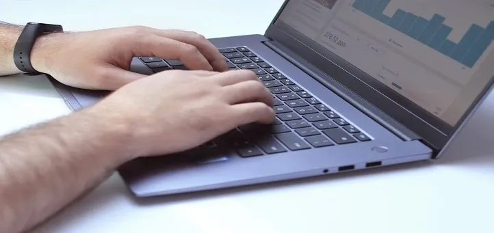 como avaliar propostas de desenvolvimento de sites além do preço